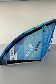 Harlem Kitesurfing-Thrive Kite (DEMO)