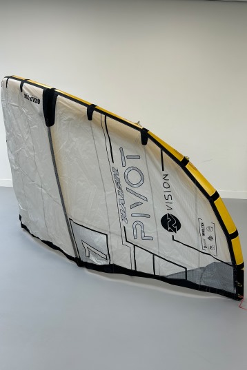 Naish-Pivot NVision 2024 Kite (DEMO)