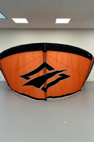 Naish-Psycho Q Series 2025 Kite (2nd)