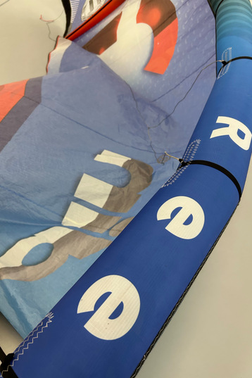 Reedin Kiteboarding-Hyper Model 2025 Kite (2nd)