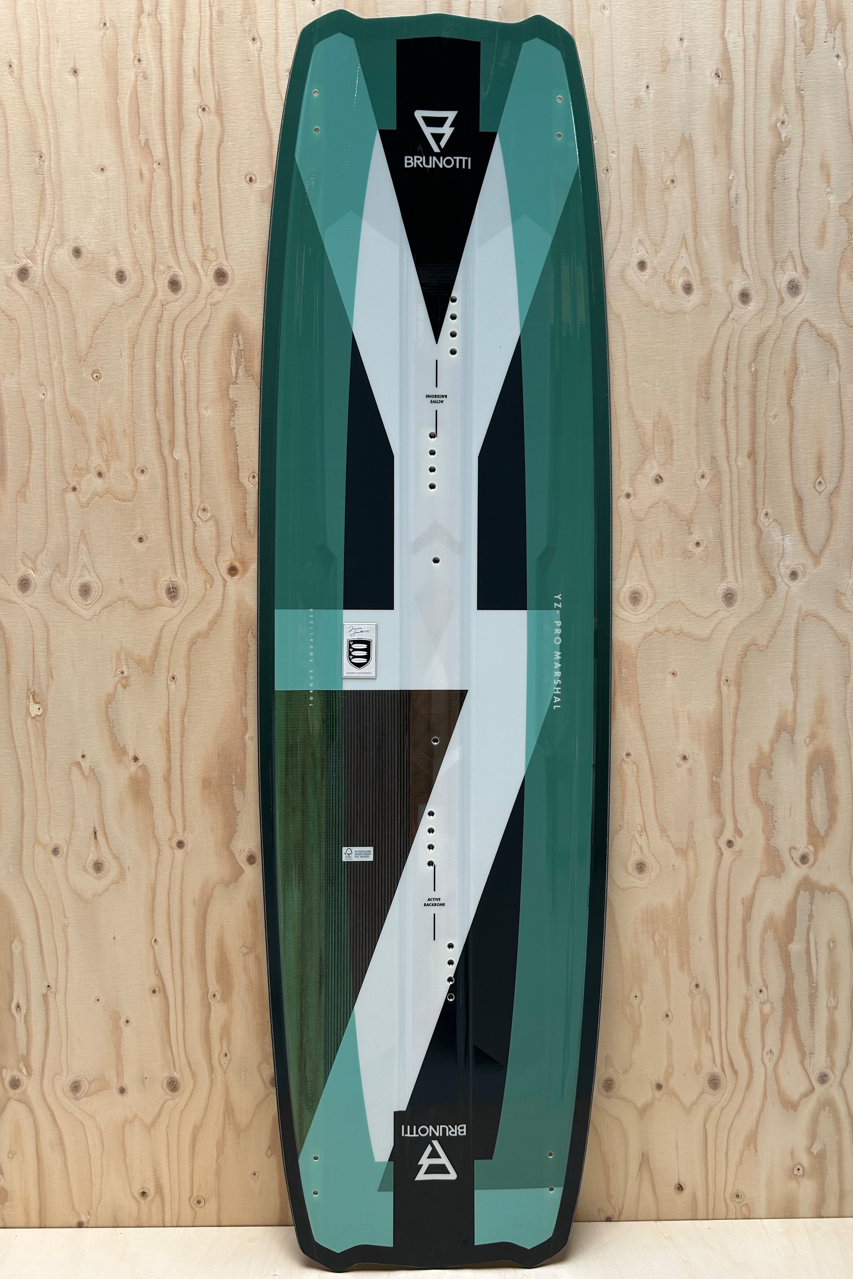 Brunotti-YZ Marshall 2023 Kiteboard (DEMO)