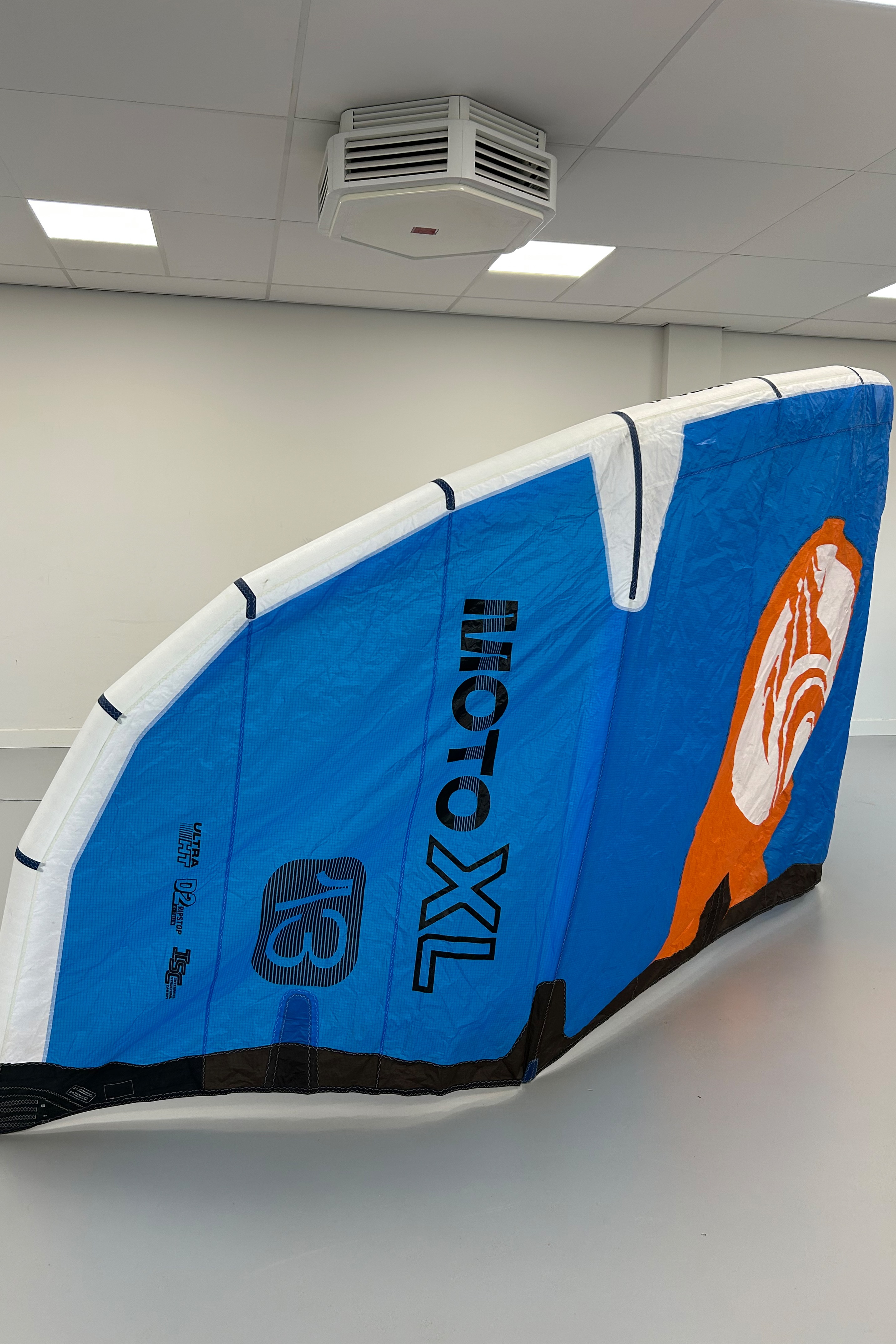 Cabrinha-Moto XL Apex 2025 Kite (DEMO)