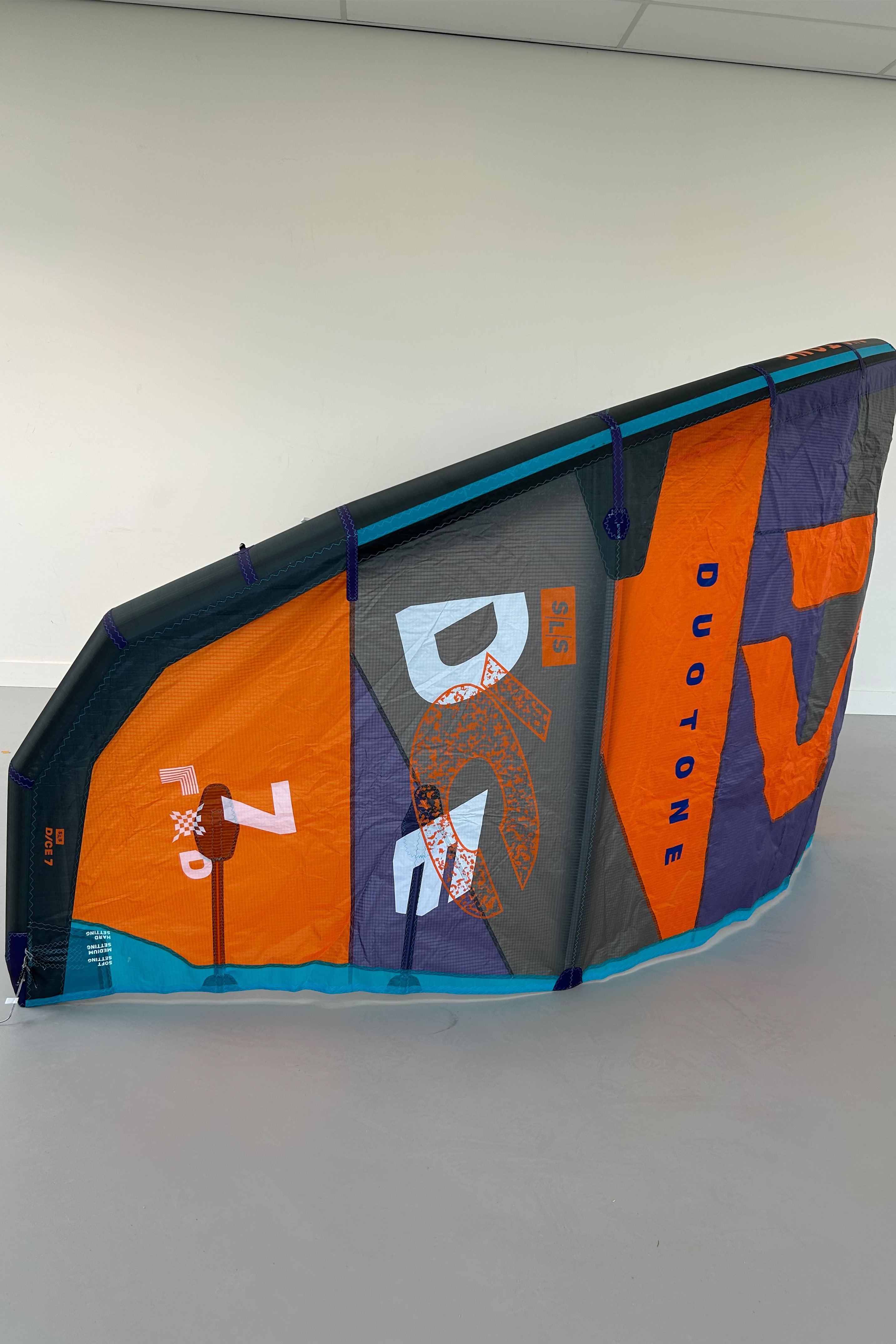 Duotone Kiteboarding-Dice SLS 2024 Kite (DEMO)