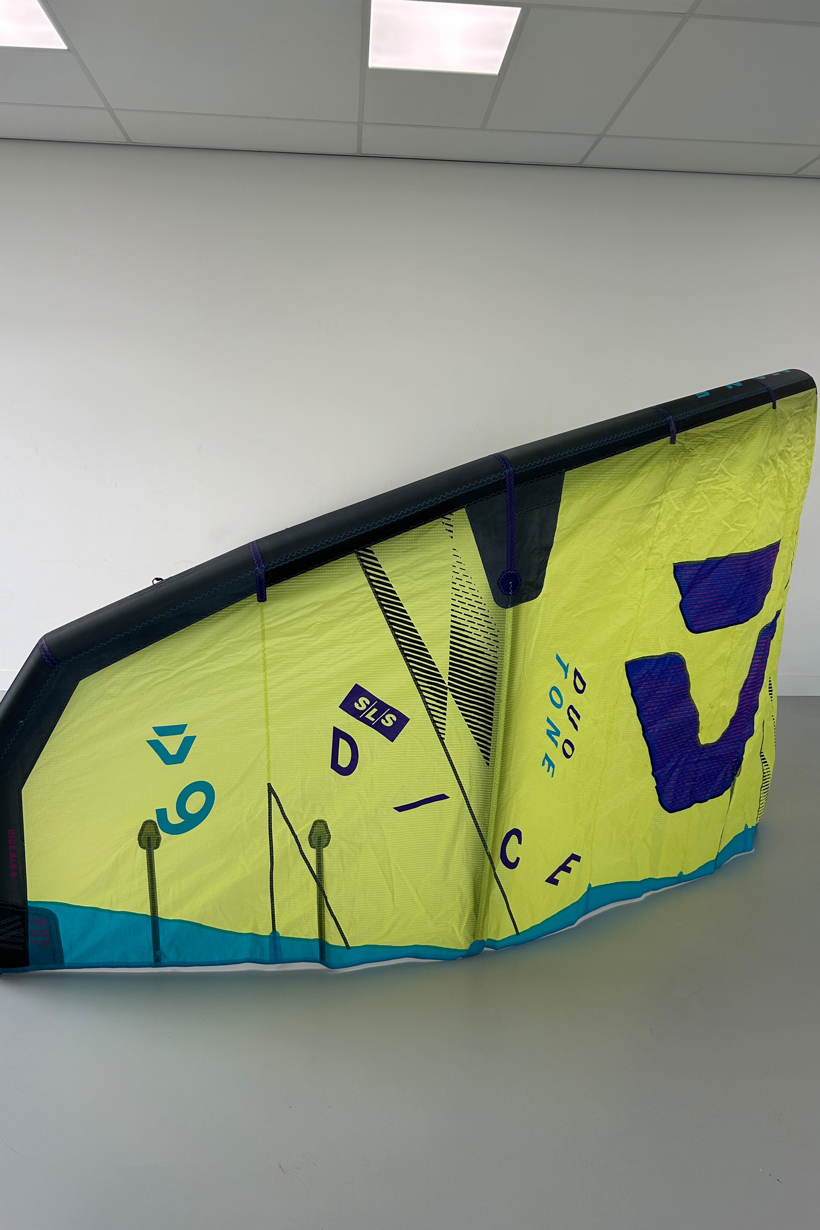 Duotone Kiteboarding-Dice SLS 2025 Kite (DEMO)