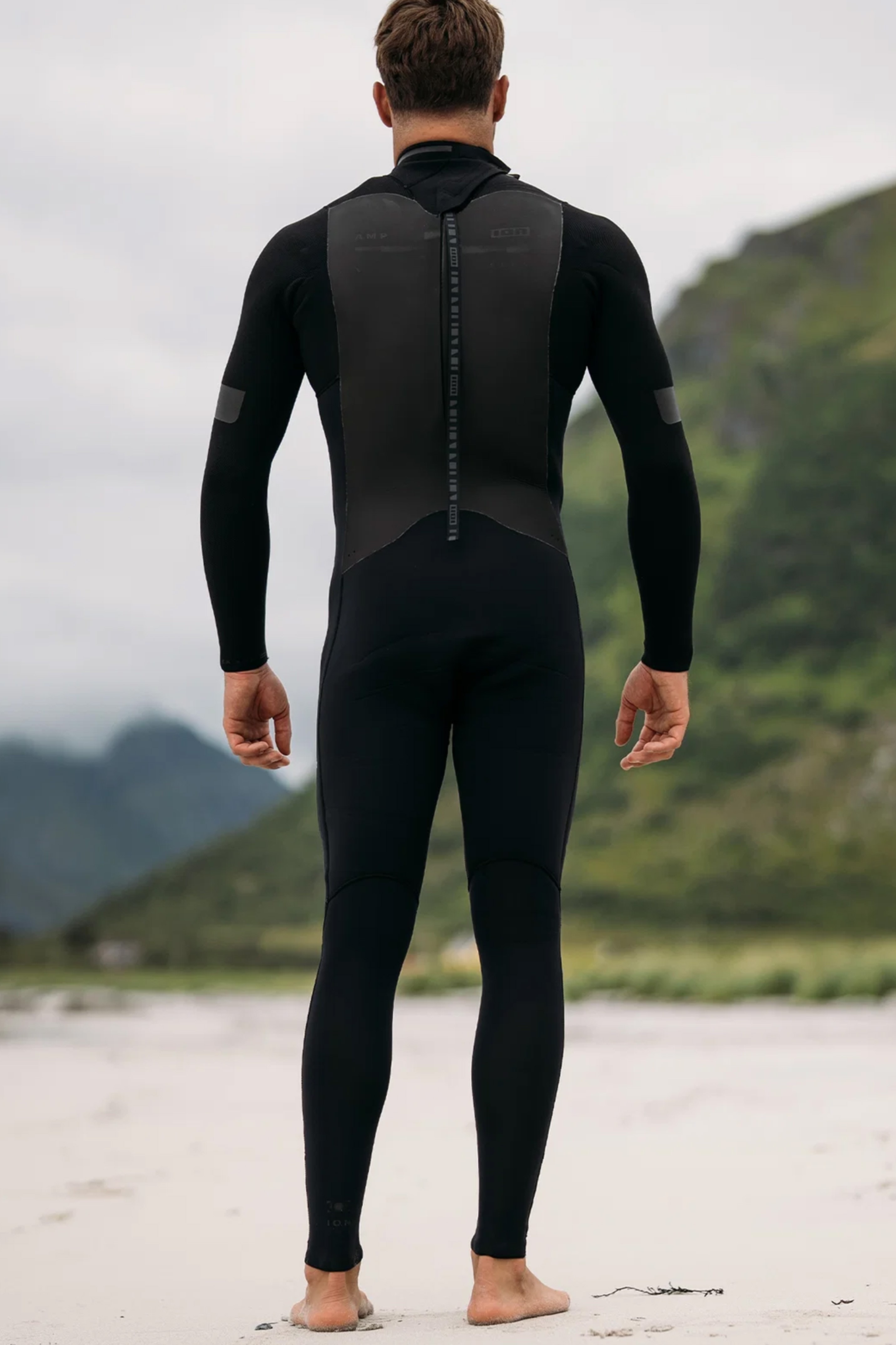 ION-Seek Amp 5/4 Backzip 2027 Wetsuit