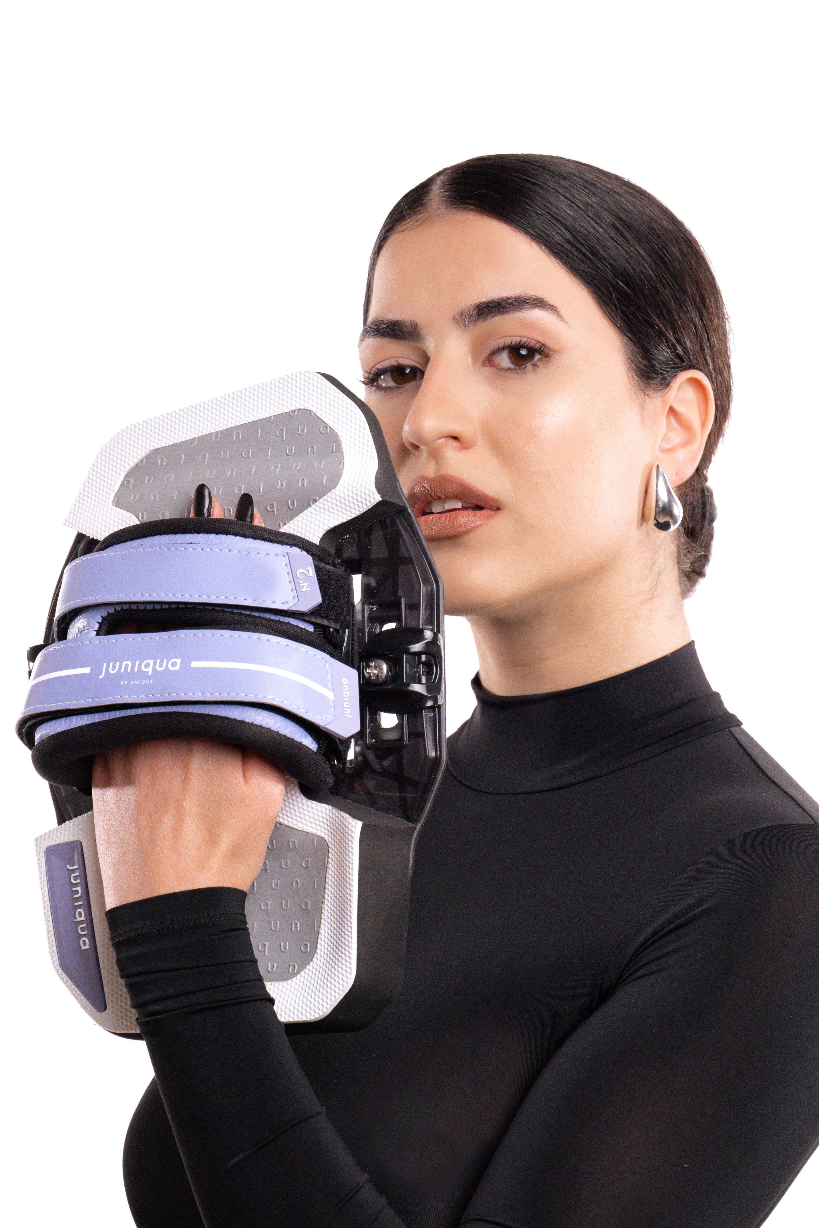 Juniqua-Pads & Straps N°2