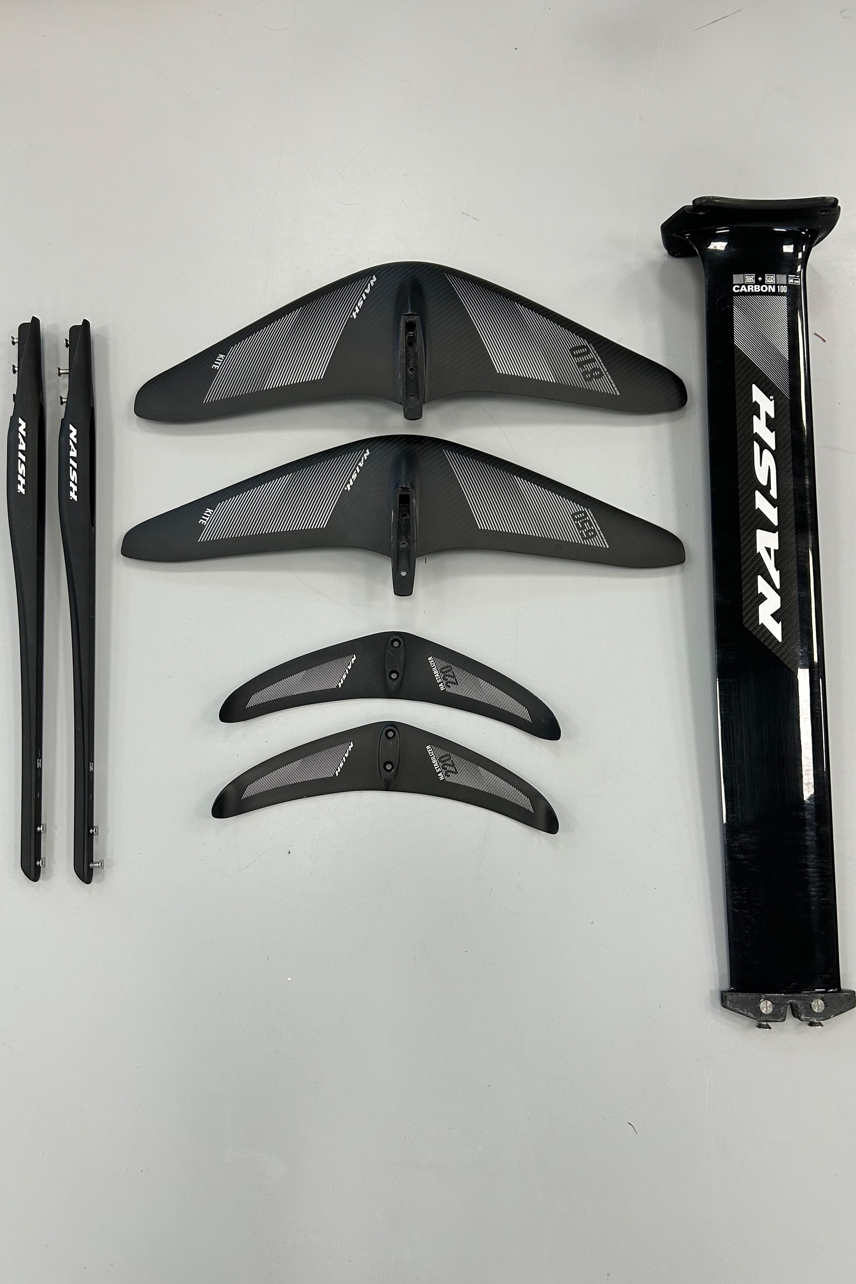 Naish-Macro Chip 2025 Foil Super Set Carbon (DEMO)