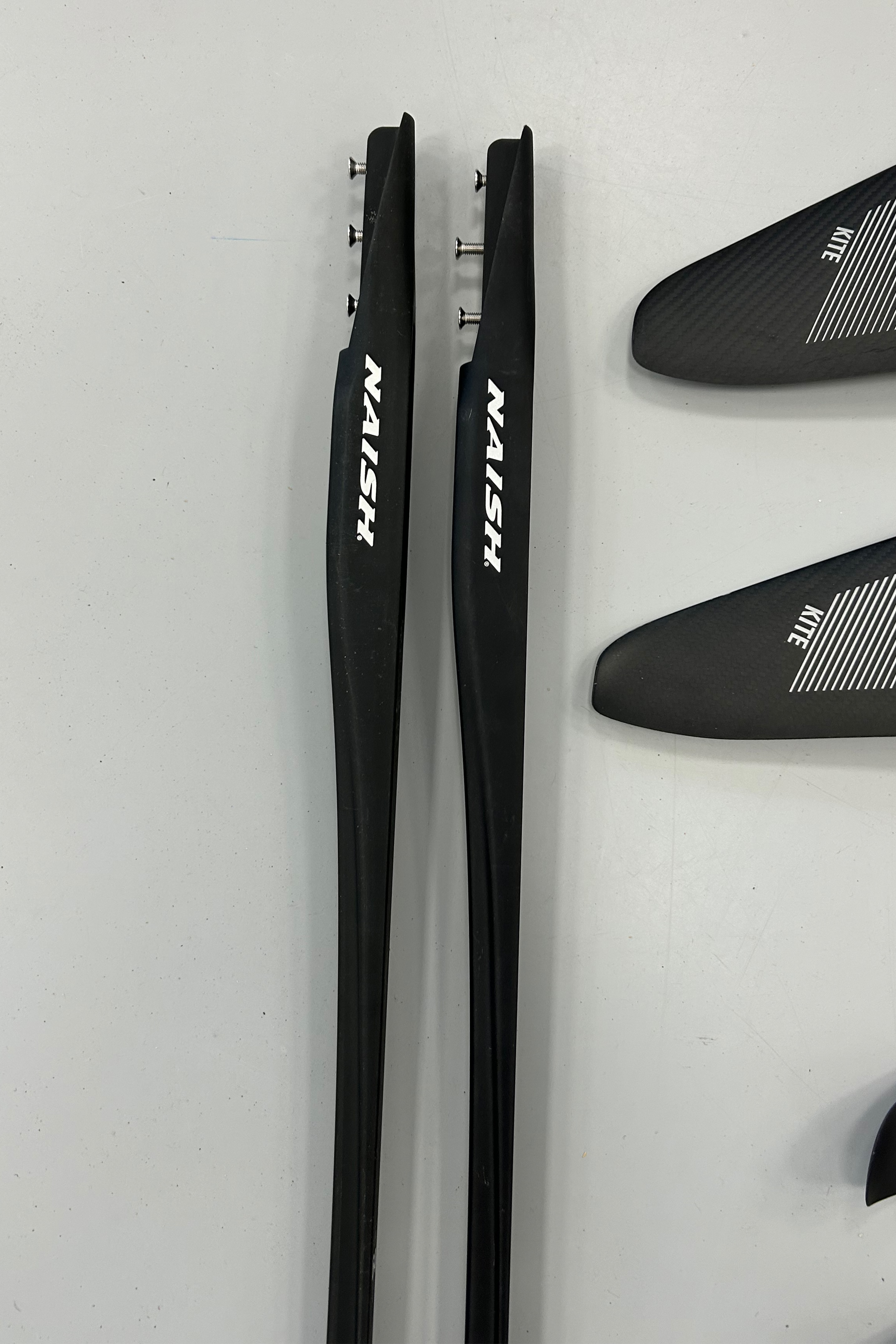 Naish-Macro Chip 2025 Foil Super Set Carbon (DEMO)