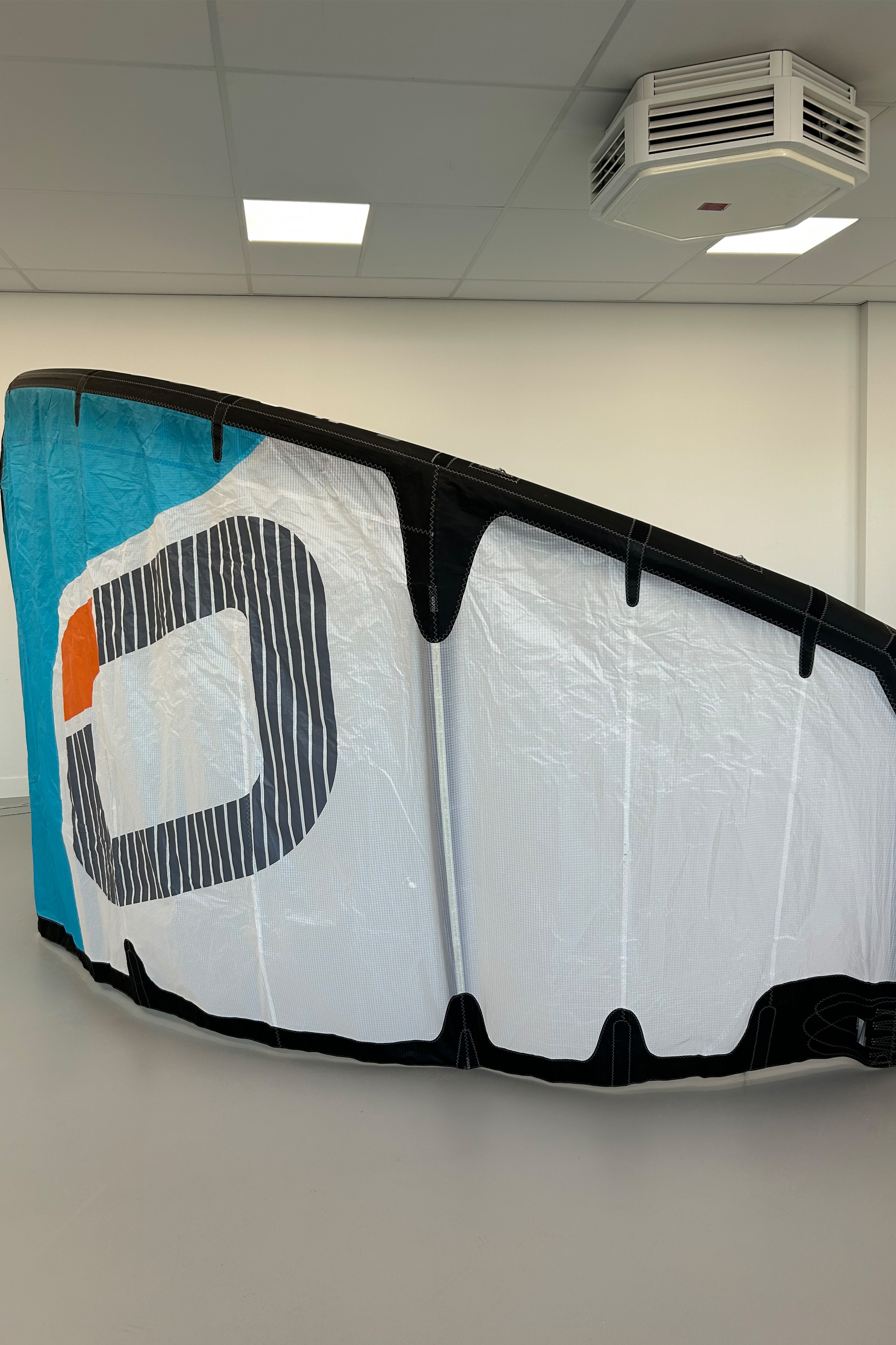 Ozone-Enduro V4 2023 Kite (2nd)